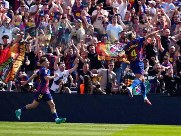 Imágenes del desarrollo del partido.