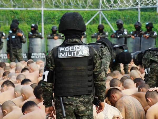 La comunicación con sus abogados, parejas y demás familiares de los miembros de estructuras terroristas también cambiará en las cárceles tras la aprobación de la Ley Especial para Combatir el Terrorismo, Maras y Pandillas.
