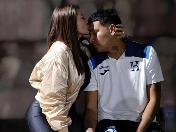 El influencer fue visto con una salvadoreña dentro del reality, lo que provocó un reclamo de Milagro Flores. Esa situación habría sido el detonante para que Supremo decidiera abandonar “La Casa de Yeik 2”.