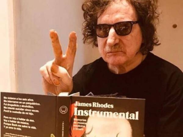 Charly García fue internado de urgencia. Foto Instagram
