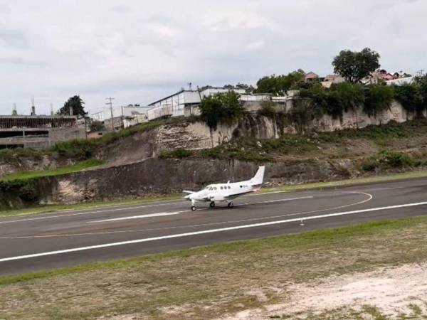 De Toncontín salió la aeronave que descargará yoduro de plata sobre las nubes adecuadas.