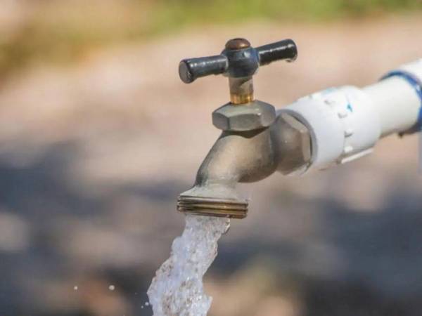 La municipalidad recordó que la manipulación de las tuberías de distribución está catalogada como una falta grave dentro de la Ordenanza Municipal que regula el uso del agua potable durante la emergencia.