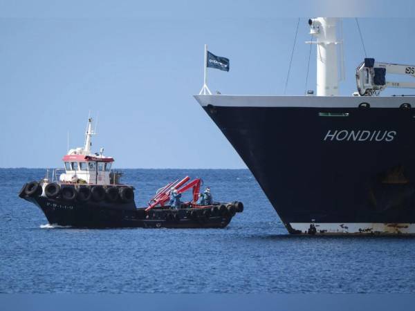 España revela que no hubo PCR generalizadas a bordo del MV Hondius porque no se vio razón.