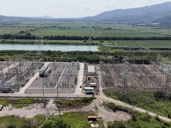 La presidenta Xiomara Castro reafirmó su compromiso con garantizar la energía eléctrica como un derecho humano.