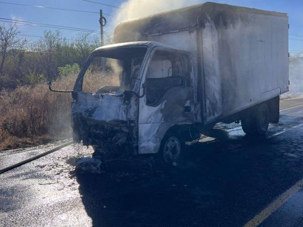 En la carretera Panamericana, a inmediaciones de El Guayabo, entre Jícaro Galán y San Lorenzo, un motociclista murió calcinado.