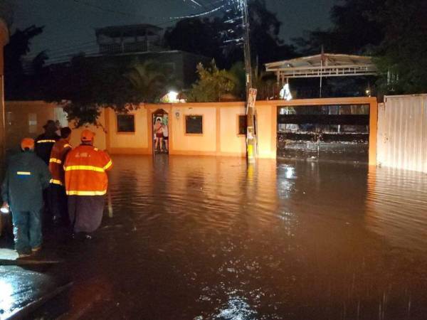 Las autoridades analizan si se mantiene la alerta verde en Tegucigalpa, pese a la reducción de precipitaciones pronosticada para esta semana.