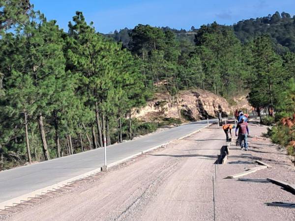 El Gobierno reactivó la pavimentación de Lepaterique y la SIT aseguró que la meta es concluir la carretera antes del cierre de la administración.