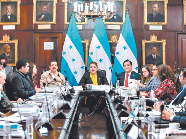 De acuerdo a Marcio Sierra en 2023 se cumplió con una meta de cumplimiento que sobrepasó el 74 por ciento.