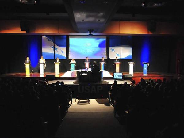 De Frente: Elecciones 2017 Conversando con los Candidatos Presidenciales.