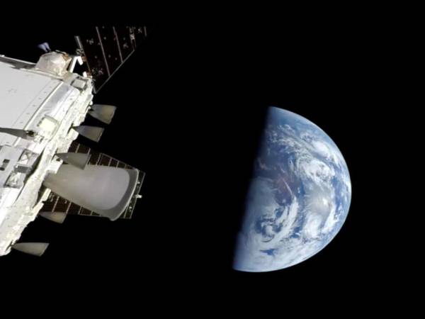 La misión Artemis II realizó una vuelta histórica.