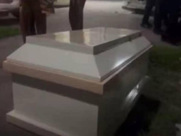 El menor de edad encontró el fármaco que estaba utilizando su madre, por lo que en un descuido lo tomó y lo ingirió.