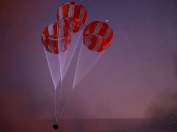 Este viernes regresa a la Tierra la misión Artemis II.