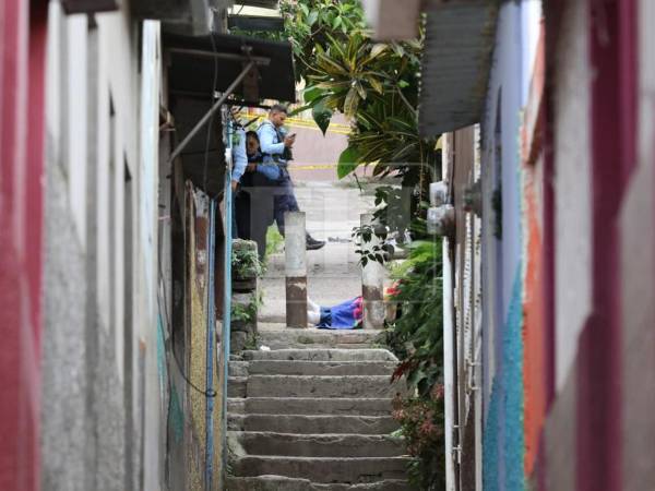 Unos tres cuerpos que ingresaron a la morgue de Tegucigalpa es el del joven asesinado en El Pedregal.