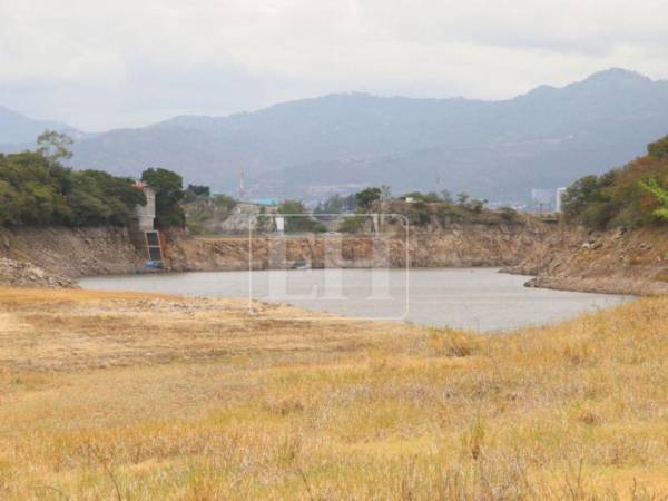 Los niveles de las represas capitalinas podrían mejorar durante las próximas semanas, pero las reservas deberán sostener el abastecimiento hasta abril de 2027.