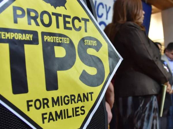 A pocos días de un fallo clave, más de 55 mil hondureños en Estados Unidos viven entre la incertidumbre y la esperanza. “Estamos con mucha ansiedad de saber cuál será la resolución de la juez”, confiesa Juan Flores, presidente de la Fundación 15 de Septiembre.