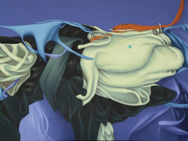 En “Del color a la memoria de la luz” Varela construye paisajes emocionales a través de campos de luz y tonalidades que dialogan en armonía, sin recurrir a la figuración tradicional.