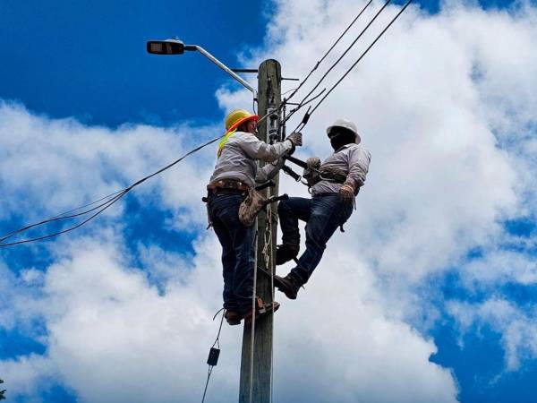 La población recibirá un trancazo en el recibo de la energía eléctrica.