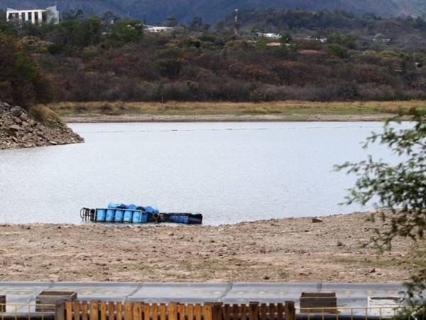 El bajo almacenamiento en las represas obliga a mantener racionamientos en el Distrito Central, mientras persiste la falta de lluvias en la capital hondureña.