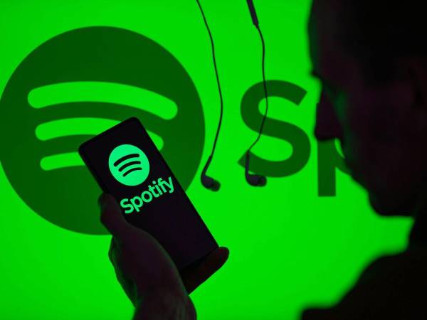 El acuerdo anunciado el pasado jueves permitirá crear con una canción original hasta 10.000 versiones, según las explicaciones que Norström dio en un foro de inversores.