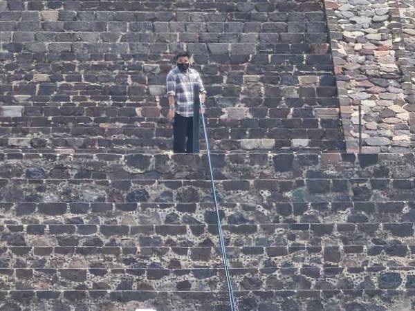 El agresor, que murió tras el ataque -aún no está claro si por un suicidio o por disparos de las autoridades- fue identificado como Julio César Jasso Ramírez, de 27 años y residente de la Ciudad de México.