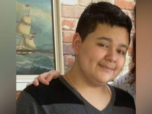 Ocho años después de que desapareció mientras paseaba a sus perros en Houston, Texas, Estados Unidos, Rudy Farias, ahora de 25 años de edad, fue hallado con vida y sin recordar su nombre. A continuación los detalles del caso.