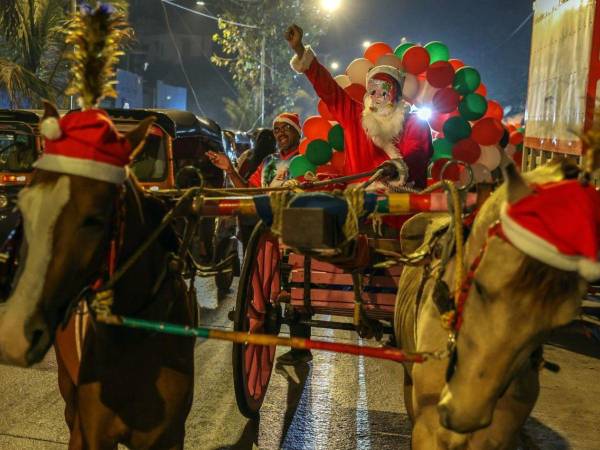 Ambiente navideño característico de esta época del año que evoca la tradición, celebración y la atmósfera propia de la temporada.