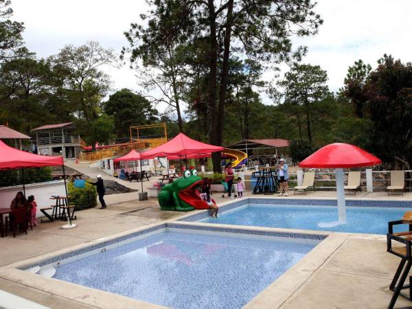 Autoridades municipales explicaron que se busca garantizar condiciones adecuadas de salubridad, seguridad y orden en los centros turísticos durante la Semana Mayor.