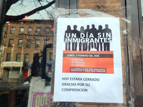 Rechazando las deportaciones masivas intensificadas bajo el nuevo gobierno de Estados Unidos, cientos de migrantes alzaron su voz este 3 de febrero con una campaña titulada “Un día sin inmigrantes”. Muchos negocios cerraron en apoyo a la causa.