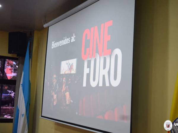 El Cine-Foro sobre Lengua y Literatura que organizó la Universidad Pedagógica Nacional Francisco Morazán, incluyó una selección de cortos del Festival de Cortometrajes de EL HERALDO.