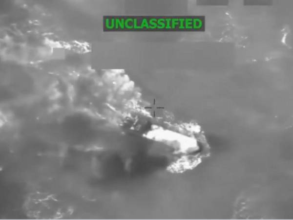 Las fuerzas armadas de Estados Unidos anunciaron recientemente, por primera vez, que el nuevo ataque a una lancha supuestamente vinculada al narcotráfico en el mar Caribe, con un saldo de cuatro personas asesinadas, está enmarcado bajo el operativo llamado Lanza del Sur.