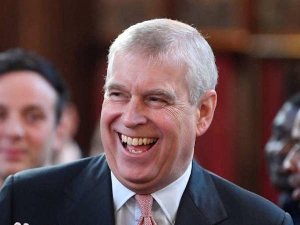 El hijo de la reina Isabel II fue objeto de una demanda de Giuffre, de 38 años, quien lo acusaba de haber abusado sexualmente de ella cuando tenía 17 años.