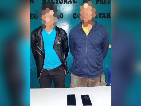 Los detenidos serán remitidos a la Fiscalía correspondiente, acusados del delito de tráfico de personas.