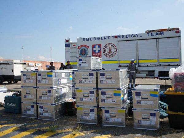 Colombia envía hospital de campaña a Venezuela para atender la tragedia del sismo