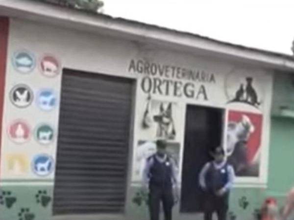 Fachada del negocio donde fue ultimado el ganadero.
