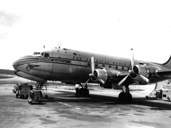 52 personas murieron en 1952 tras caer su avión en Puerto Rico; hoy, un equipo especializado encuentra sus restos a 610 metros de profundidad.