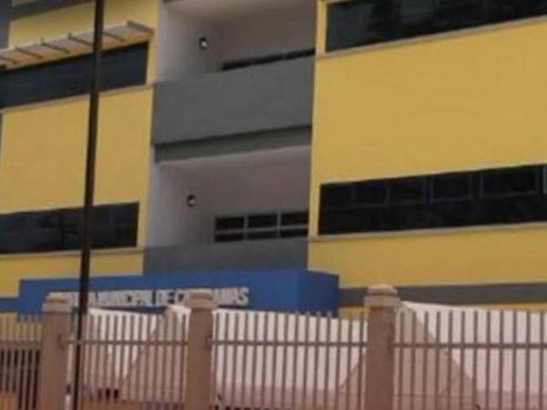 El hombre había sido detenido la tarde del domingo por escándalo en la vía pública, luego de una denuncia al 911.
