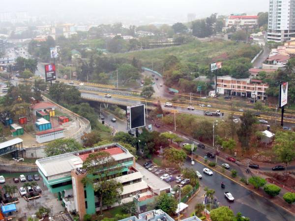 Honduras seguirá bajo condiciones secas esta semana, con leve incremento de lluvias por la tarde debido a la convergencia de vientos del Caribe y Pacífico.