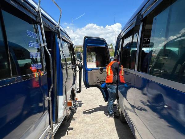 Monitoreo en tiempo real y botones de pánico son parte de las herramientas que el Gobierno comenzó a incorporar este sábado en las unidades del transporte urbano.