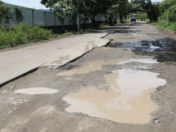 Las carreteras de Mateo y Lepaterique se han convertido en un dolor de cabeza para conductores y vecinos que aseguran haber sido olvidados por la SIT.
