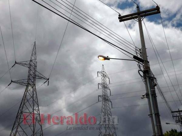 Los empresarios piden una nueva línea de transmisión para el Litoral Atlántico.