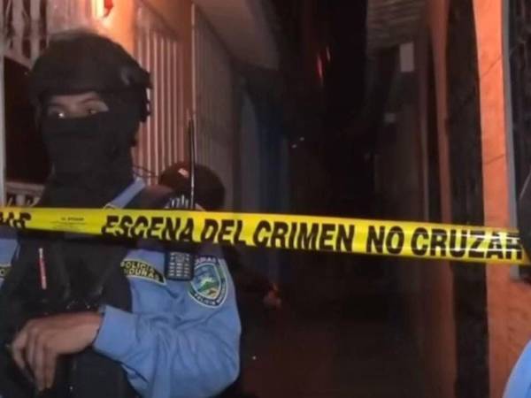 Cuatro integrantes de una familia fueron encontrados sin vida dentro de su vivienda en la residencial Centroamérica, Distrito Central, Francisco Morazán, la noche del jueves. Aquí los detalles: