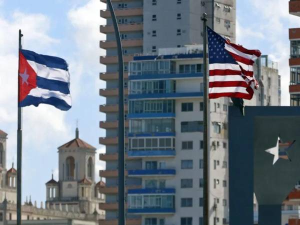 El endurecimiento de las sanciones educativas y financieras se produce apenas una semana después de que el presidente de Estados Unidos, Donald Trump, calificara a Cuba de Estado fallido durante la Asamblea General de la ONU en Nueva York.