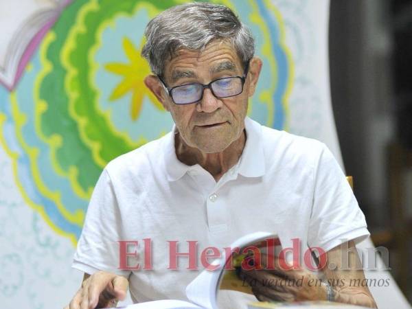 Atanasio Herranz ha dedicado su vida a la investigación del español de Honduras. Sus aportes están en el Diccionario de Americanismos de la RAE.