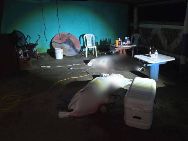 Dos hombres perdieron la vida luego de enfrentarse en el sector del Mitch, en Guanaja, Islas de la Bahía. ¿Qué se sabe de este caso que ha consternado a los isleños.