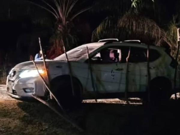 Tres personas, entre ellas una quinceañera, perdieron la vida tras un brutal ataque armado que se registró durante horas de la noche el pasado miércoles en una calle a la altura de la aldea El Carbón, en el departamento de Colón. ¿Cómo hallaron sus cuerpos? Aquí los detalles.