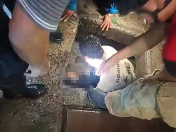 Tras recuperar su cuerpo, fue trasladado a un centro asistencial, donde los médicos confirmaron que ya no presentaba signos vitales.