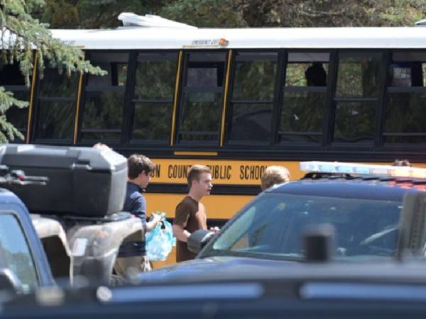 Los heridos están en la hospital Common Spirit St. Anhony en Lakewood, donde permanecen en condición crítica.