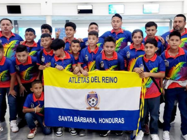 La Academia de fútbol, Atletas del Reino, viajó muy ilusionado hacia Estados Unidos para disputar algunos amistosos.