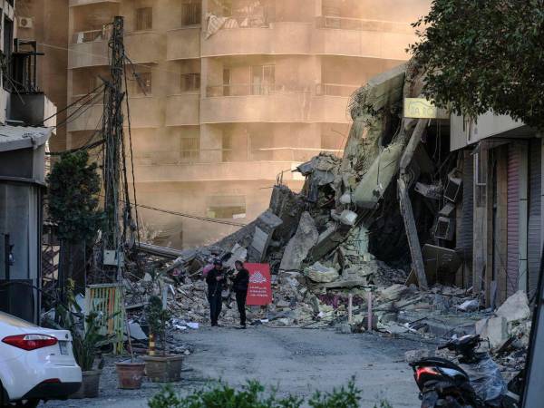 Estados Unidos anunció que este undécimo día de guerra en Irán será el más intenso de toda la ofensiva lanzada en conjunto con Israel, mientras Rusia y China piden una desescalada, los precios del gas y el petróleo bajan y las miradas siguen en el estrecho de Ormuz, controlado por Irán.