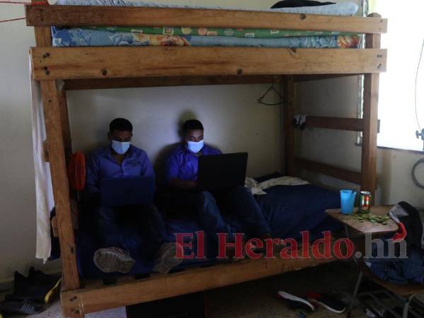 En la comunidad universitaria hay temor de que la institución caiga nuevamente en una crisis que desbarate lo mejorado.